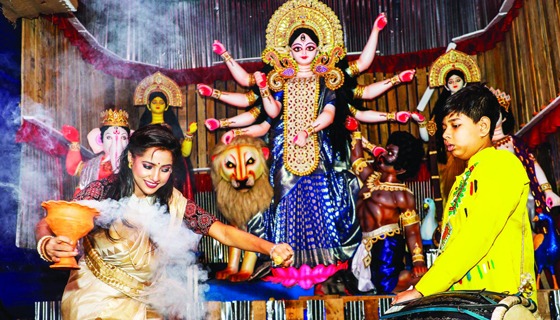 সনাতন ধর্মাবলম্বীদের দুর্গোৎসব শুরু
