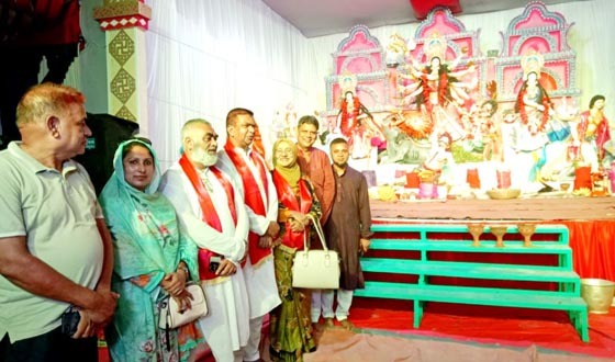 সৈয়দপুরে পূজামন্ডপ পরিদর্শনে সাবেক সাংসদ বিলকিস ইসলাম