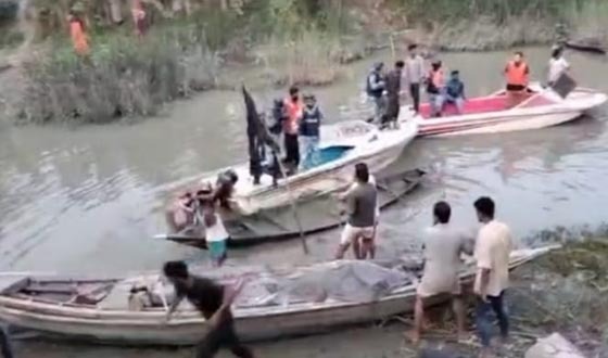 কোস্টগার্ডের বিরুদ্ধে জেলেদের মাছ লুটের অভিযোগ