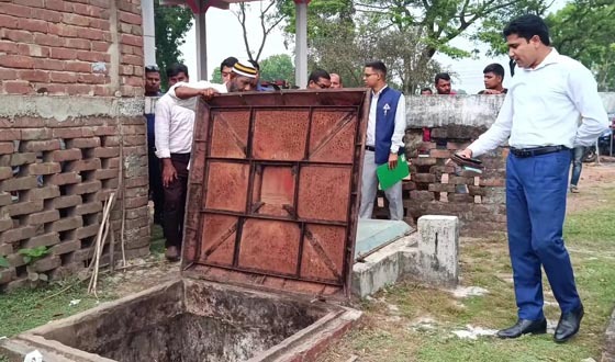 বন্ধ থাকা ফিলিং স্টেশনে মিলল শত শত লিটার তেল