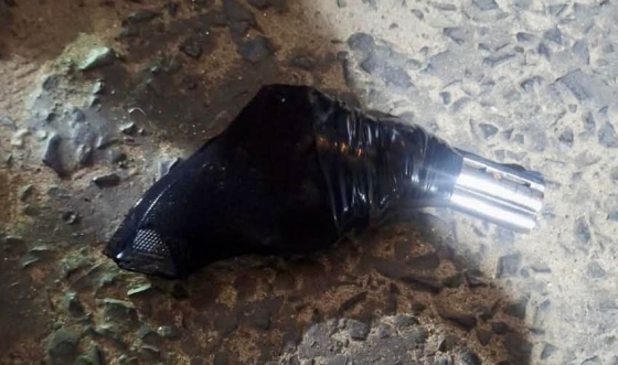 রাজশাহীতে রাস্তা থেকে রিভলবার ভেবে উদ্ধার করে দেখা যায় গ্যাস লাইটার