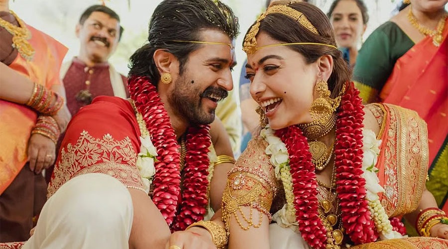 ‘দুই থেকে তিন’ পোস্টে তোলপাড়, রাশমিকার মাতৃত্বের গুঞ্জন