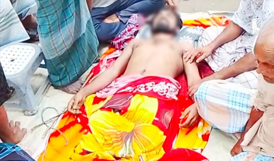 বাবুগঞ্জে সাপে কাটা যুবকের মৃত্যু, দাফন না করে চলছে ঝাড়ফুঁক
