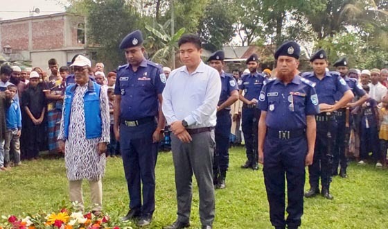 হিলিতে বীর মুক্তিযোদ্ধার রাষ্ট্রীয় মর্যাদায় দাফন সম্পন্ন