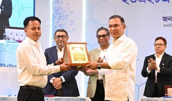 ব্যবস্থাপনায় শ্রেষ্ঠত্বের স্বীকৃতিতে ভূষিত শেরপুরের ডা. সাজিদ