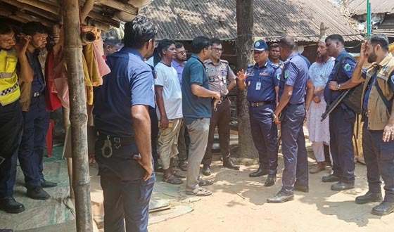 একই পরিবারের ৪ জনকে গলা কেটে হত্যা, চারজন হেফাজতে