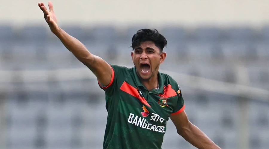 নাহিদ রানার মধ্যে ওয়াকার ইউনুসকে দেখলেন টেইট