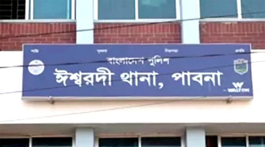 পদ্মায় টহলরত নৌ পুলিশের ওপর হামলা, ওসিসহ ৫ সদস্য গুলিবিদ্ধ