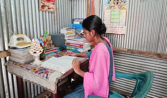 শিক্ষকের ভুলে এসএসসি পরীক্ষা দিতে পারলো না জান্নাতি