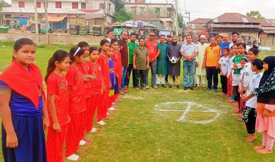 কাউখালীতে ফুটবল টুর্নামেন্টের উদ্বোধন