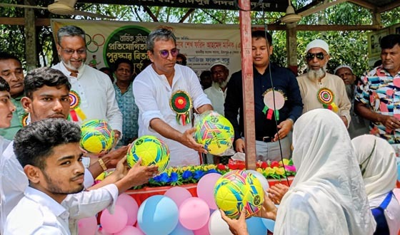 এই এলাকার উন্নয়নের জন্য আমরা কাজ করব: এমপি মানিক