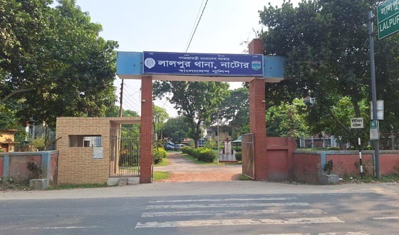 মানবিক পুলিশের রক্তে বাঁচলো মা, বাঁচানো গেল না নবজাতককে