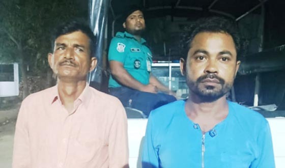 খুলনা প্রেসক্লাবে সন্ত্রাসী মহড়া ও সাংবাদিকদের হুমকিতে গ্রেপ্তার ২