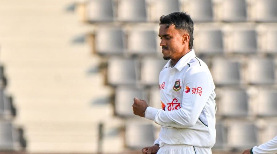 যে কারণে স্কোয়াড থেকে বাদ পড়লেন হাসান মুরাদ