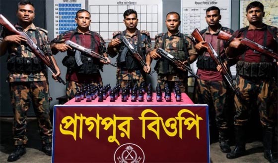 দৌলতপুর সীমান্তে বিপুল পরিমাণ ভারতীয় মাদকদ্রব্য উদ্ধার