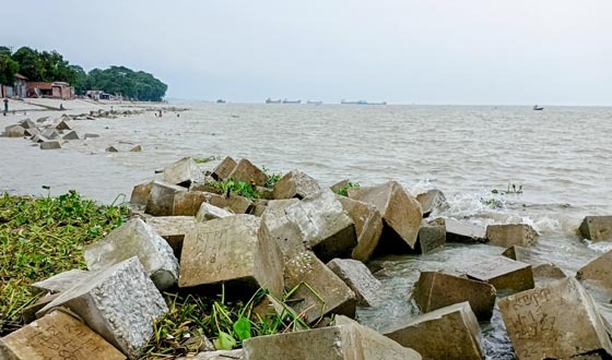 শহররক্ষা বাঁধ নিয়ে আশাবাদী চাঁদপুর শহরবাসী