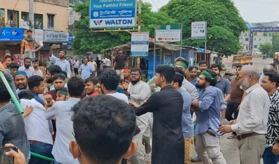 ববিতে ছাত্রশিবির ও ছাত্রদলের মধ্যে সংঘর্ষে ২০ জন আহত