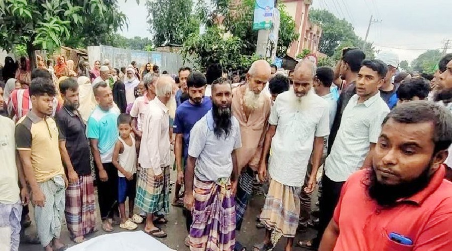 বগুড়ায় বাসচাপায় ৭ দিনমজুর নিহত, আহত ১৫