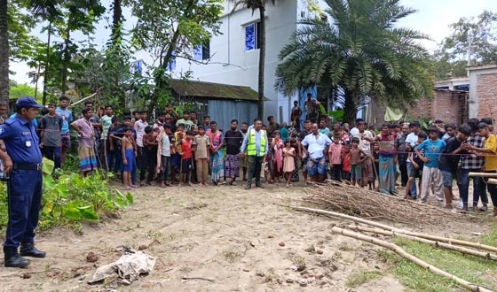 মেহেরপুরের গাংনীতে ১০টি ল্যান্ডমাইন ও ৫টি বক্স উদ্ধার