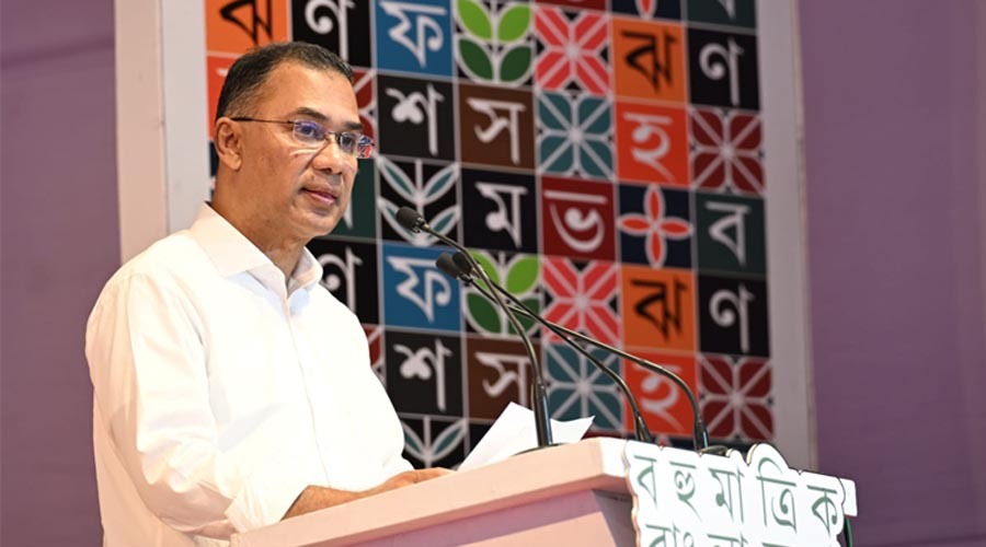 চিকিৎসকদের পেশাগত দায়িত্বে রাজনীতি যেন বাধা না হয়: প্রধানমন্ত্রী