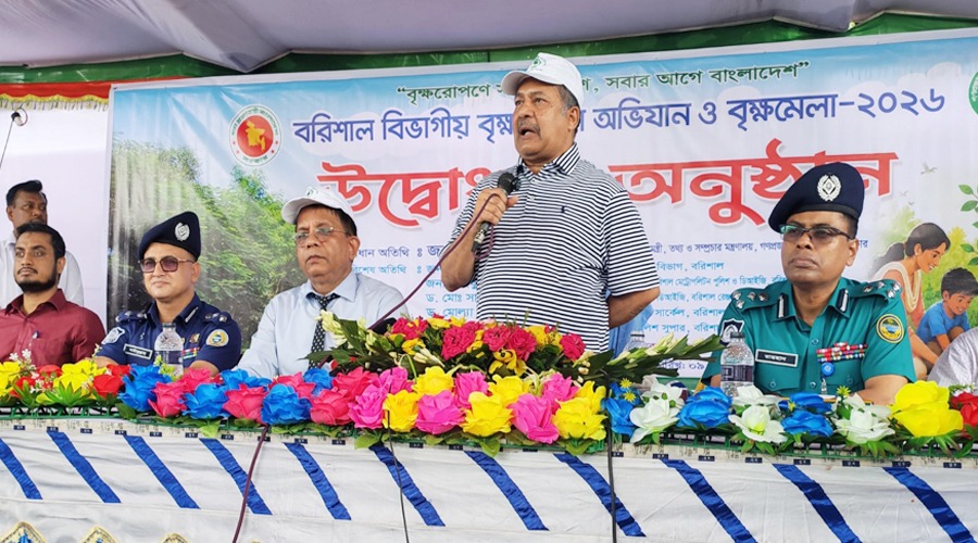 প্রধানমন্ত্রী সস্তা উন্নয়ন নিয়ে ব্যস্ত নন: তথ্যমন্ত্রী