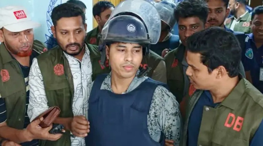 চাঁদাবাজি মামলায় ফের ৫ দিনের রিমান্ডে ডেভিড ইমন