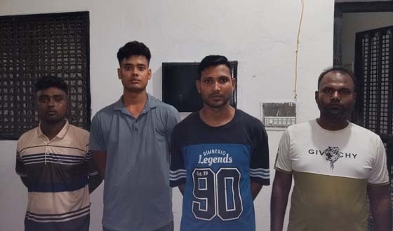 ক্ষেতলালে চোর সন্দেহে পিটিয়ে হত্যা, আটক ৪