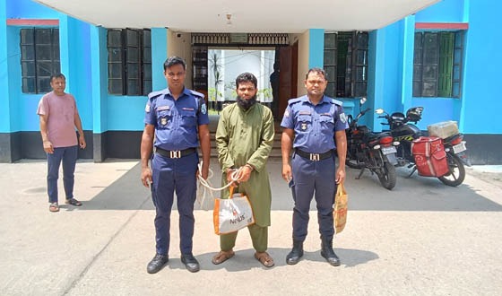 আটোয়ারীতে ইয়াবাসহ এক মাদক ব্যবসায়ী আটক