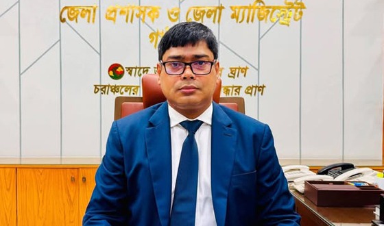গাইবান্ধার নতুন জেলা প্রশাসক ড. মনিরুজ্জামান