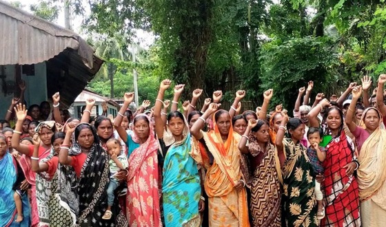 ৫০০ টাকা মজুরিসহ চার দফা দাবিতে সিলেটের চা বাগানে কর্মবিরতি