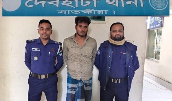 দেবহাটায় ধর্ষন চেষ্টা মামলায় আটক ১