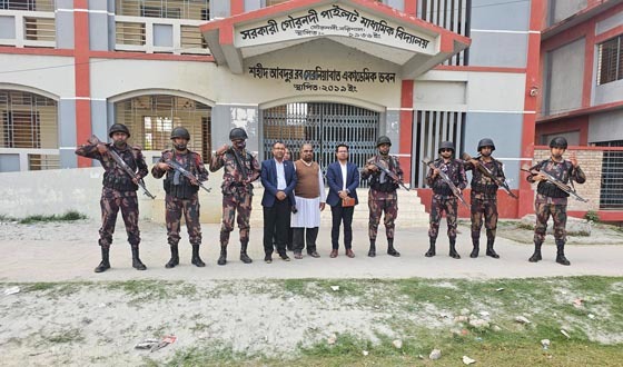 নিরাপত্তার চাদরে বরিশাল, ভোটের মাঠে আইনশৃঙ্খলা বাহিনী