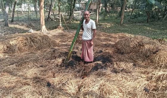 কমলগঞ্জে দূস্কৃতিকারীদের দেওয়া আগুনে খড়ের গাঁদা পুড়ে ছাই