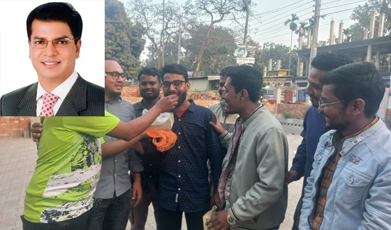 দুলু কেবিনেট মন্ত্রী হওয়ায় লালমনিরহাটে আনন্দে মিষ্টি বিতরণ