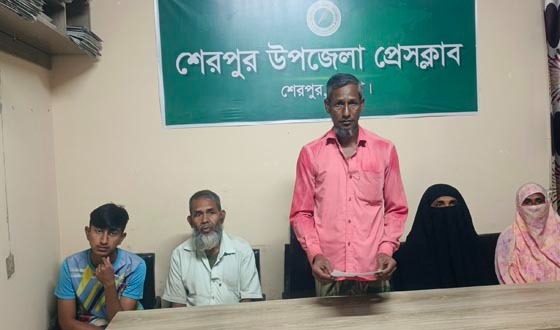 শেরপুরে হত্যা মামলা তুলে নেয়াসহ দেশত্যাগের হুমকী
