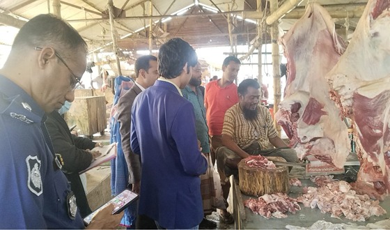 হিলিতে প্রশাসনের অভিযান, ২ দোকানে জরিমানা