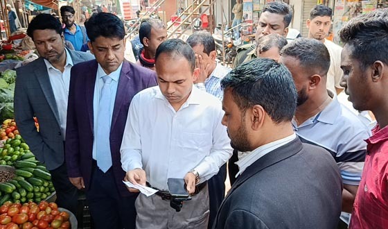 রমজানে বাজার স্থিতিশীল রাখতে ভূঞাপুরে প্রশাসনের অভিযান