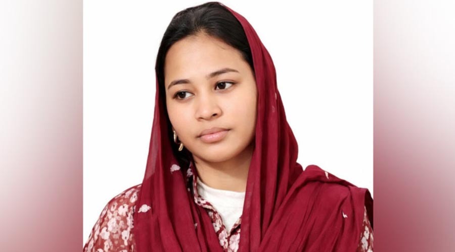 চাঁদাবাজির মামলায় দুই দিনের রিমান্ডে আলোচিত ‘জুলাই যোদ্ধা’ সুরভী