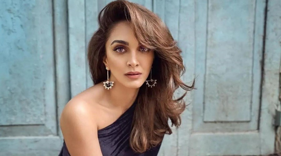 বিমানে বৃদ্ধার সঙ্গে কিয়ারার দুর্ব্যবহারের অভিযোগ