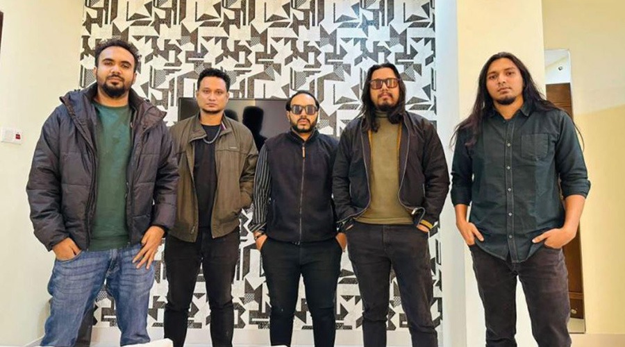 দৃষ্টিহীন তরুণের পাশে দাঁড়ালো ‘অ্যাশেজ’