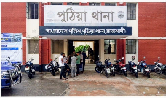 রাজশাহীতে মহাসড়কে ডাকাতি, ১৯ মহিষ বোঝাই ট্রাক লুট