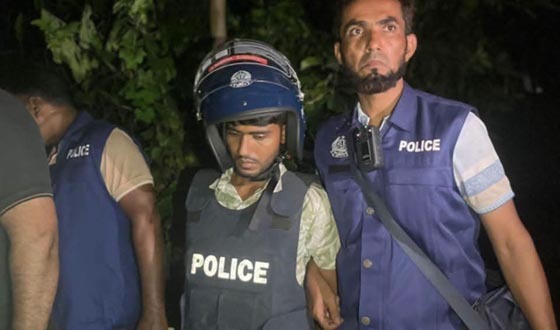 মতলবে মাকে হত্যার অভিযোগে ছেলে গ্রেফতার