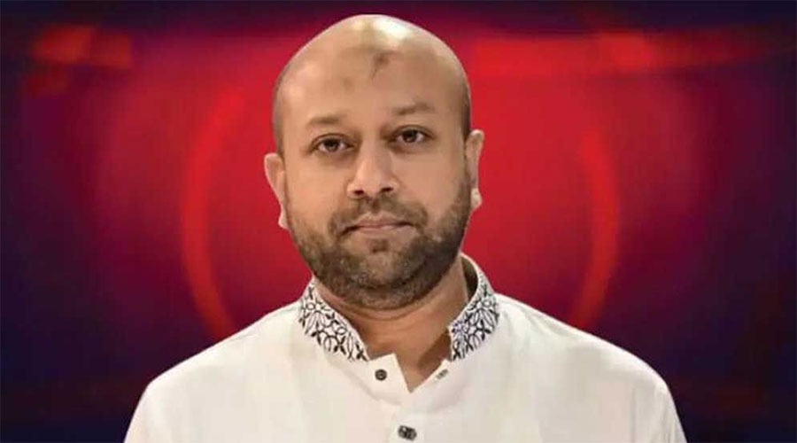প্রকাশ্যে ক্ষমা এবং শত কোটি টাকা ক্ষতিপূরণ চেয়ে ব্যারিস্টার ফুয়াদকে লিগ্যাল নোটিশ