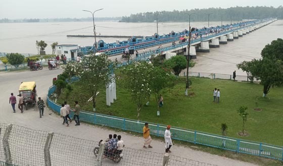 কখনো বুকে কলঙ্কের দাগ, কখনো উন্নয়নের স্বপ্ন-দুই বাস্তবতায় তিস্তা