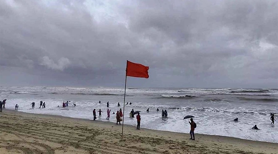 বঙ্গোপসাগরে নিম্নচাপ, ৪ সমুদ্রবন্দরে ৩ নম্বর সতর্ক সংকেত