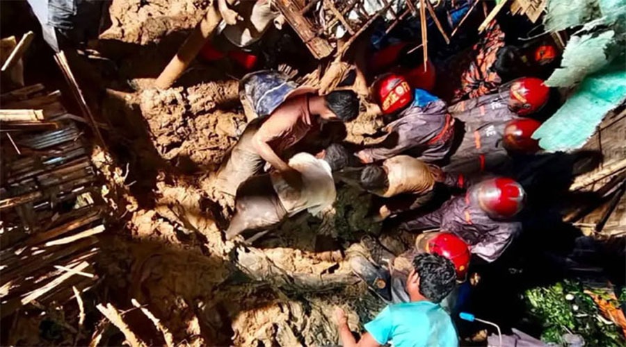 কক্সবাজারে পাহাড় ধস, আট রোহিঙ্গাসহ ৯ জনের মৃত্যু