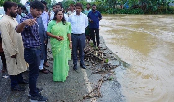 শেরপুরে চেল্লাখালি নদীর মোহনা অংশ পরিদর্শনে জেলা প্রশাসক