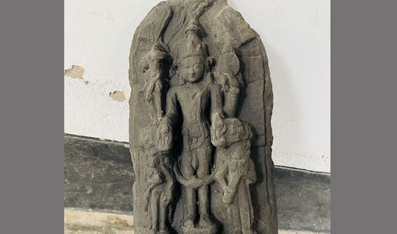রাণীনগরে কষ্টিপাথরের মূর্তি উদ্ধার