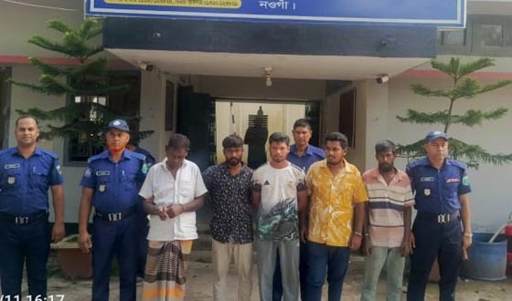 সাপাহারে অবৈধ ভাবে আম তোলার দায়ে আটক ৫