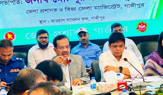 মানবিকতার এক অন্যন্য দৃষ্টান্ত স্থাপন করলেন এ. কে. এম. ফজলুল হক মিলন।